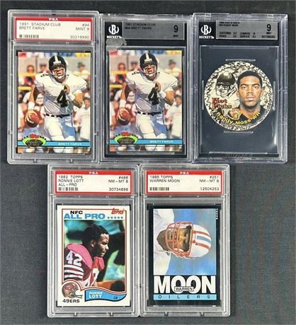 1982-1999 PSA/BGS Football RC Graded Lot (5) w/ Moss, Farve, Moon, and Lott