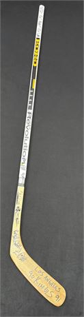 1990-1991 Los Angeles Kings Hockey Team Signed Hockey Stick w/ Wayne Gretzky