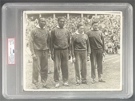 1960s Jesse Owens & US 400M Team Type II Photo 1936 Olympics PSA Authentic