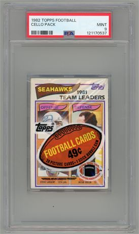 1982 Topps Football Cello Pack PSA 9 MINT