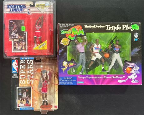 Michael Jordan Basketball Figurines Lot (3 Items, 5 Figurines)