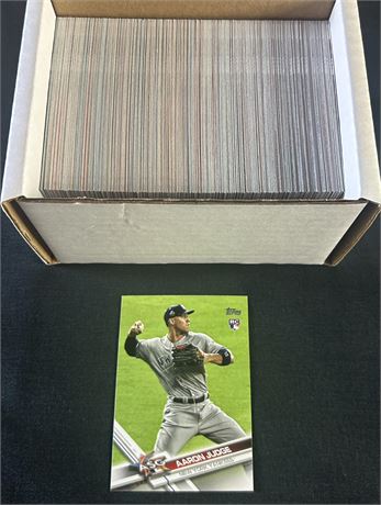 2017 Topps Baseball Complete Update Base Set (1-300) w/ Aaron Judge RC