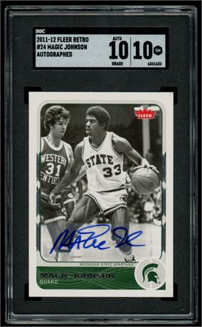 2011 Fleer Retro #24 Magic Johnson Auto SGC 10 Auto 10