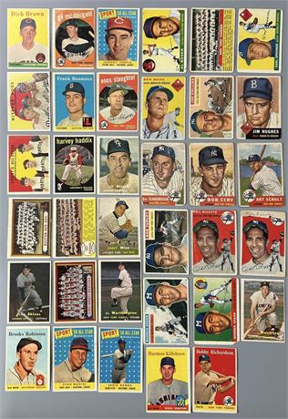1953-59 Topps Baseball Low Grade Lot (32) w/ Many Stars