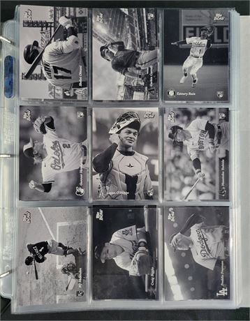2023 Topps Black & White Complete Set (1-100) w/ Insert Sets