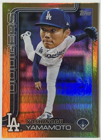 2025 Topps Celebration #231 36/50 Yoshinobu Yamamoto Big Head Variation Gold