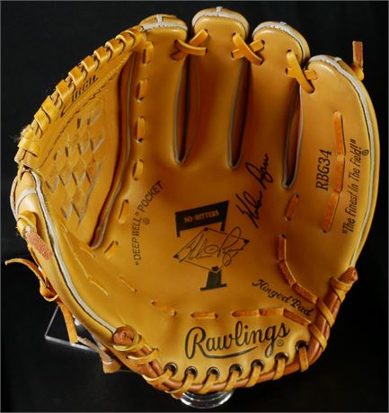 Nolan Ryan Signed Rawlings "7 No-Hitters" Glove  w/ Stand + Case NRF