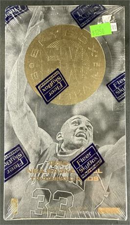 1995 Fleer EX-L Skybox Basketball Hobby Exclusive Factory Sealed