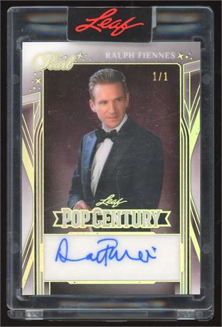 2025 Leaf Pop Century Ralph Fiennes Pearl 1/1 Auto