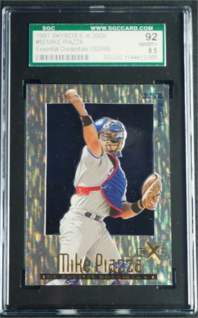 1997 Skybox EX2000 #82 Mike Piazza Essential Credentials 32/99 SGC 8.5 NMMT+