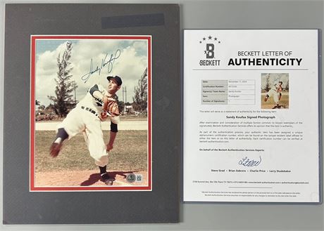 Sandy Koufax Signed Photograph 7x9 Matted Beckett