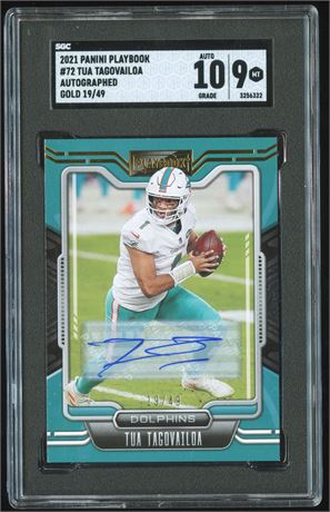 2021 Panini Playbook #72 Tua Tagovailoa Auto 19/49 SGC 9/10