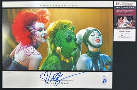 Star Wars: Mercedes Ngoh (Rystall Sant, Left) Autograph 11x14 Photo JSA 100/500