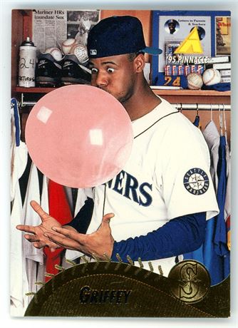 1995 Pinnacle #128 Ken Griffey Jr Blowing Bubble Gum